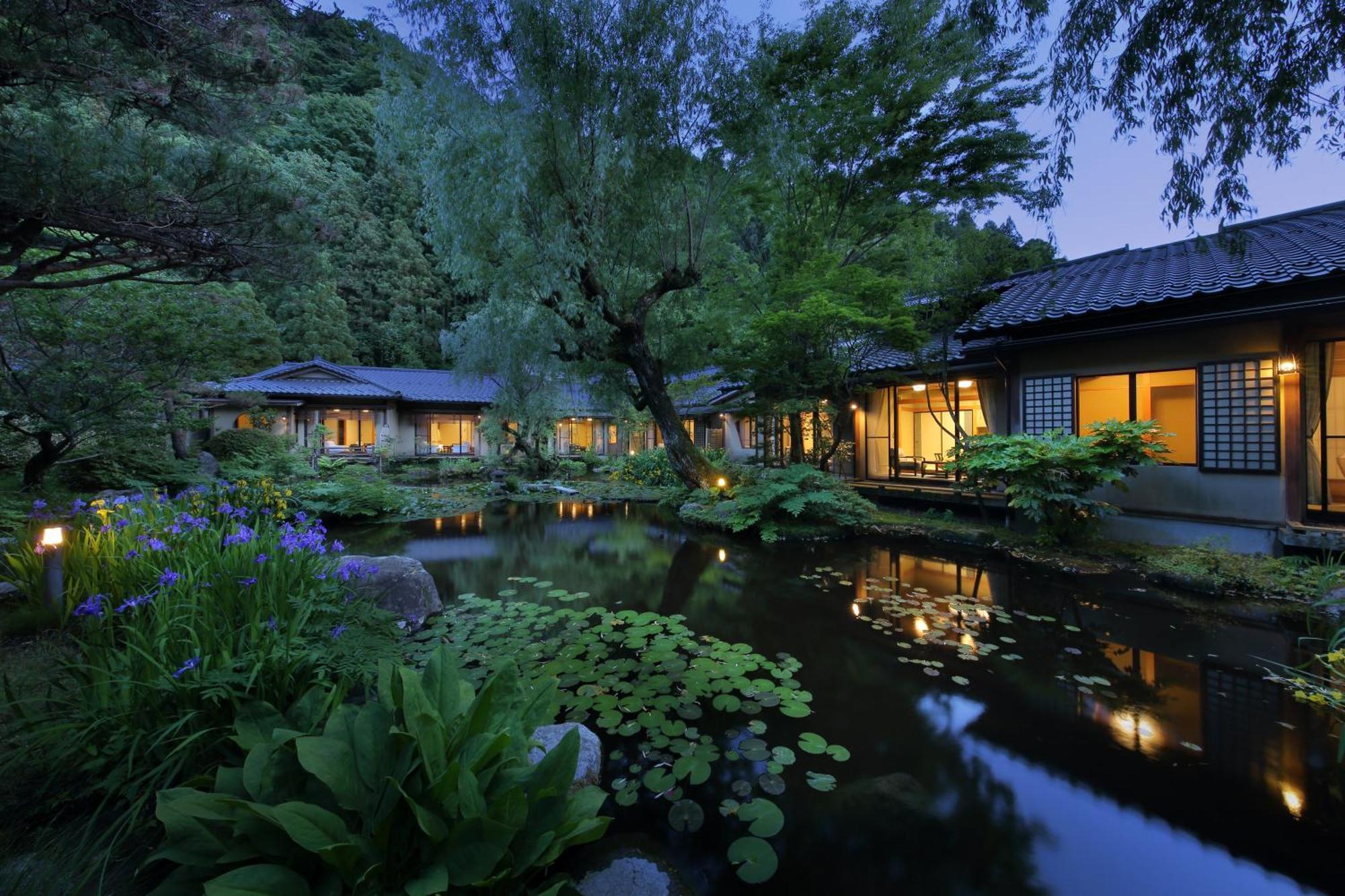Tachibanaya Hotel Tsuruoka Bagian luar foto